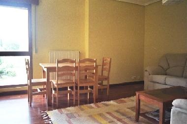living room, TV, radiocassete