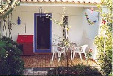 Bed and Breakfast in Aljezur / Vale da Telha/ Arrifana (Algarve) or holiday homes and vacation rentals