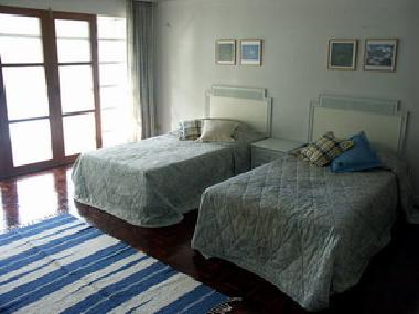 Bedroom2