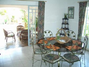 Holiday House in Pereybere (Riviere du Rempart) or holiday homes and vacation rentals