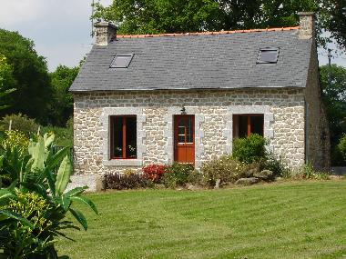 Holiday House in Plounevez-Quintin (Ctes-d'Armor) or holiday homes and vacation rentals