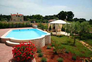 Holiday House in Medulin (Istarska) or holiday homes and vacation rentals