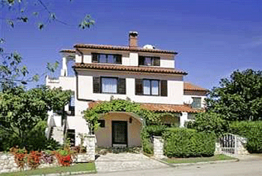 Holiday House in Pula (Istarska) or holiday homes and vacation rentals