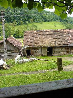 Holiday House in uibaresti (Hunedoara) or holiday homes and vacation rentals