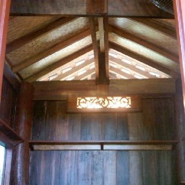Tai Saeng Chan Pavilion - ceiling of upper floor attic bedroom