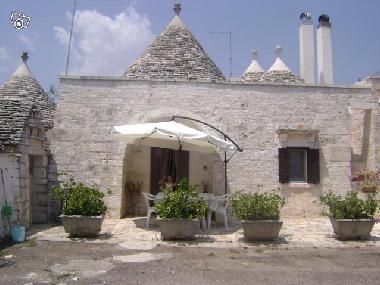 Holiday House in locorotondo (Bari) or holiday homes and vacation rentals