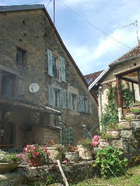Holiday House in passenans (Jura) or holiday homes and vacation rentals