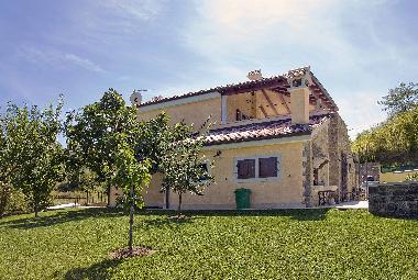 Holiday House in Momjan (Istarska) or holiday homes and vacation rentals