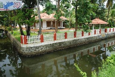 Bed and Breakfast in kumarakom (Kerala) or holiday homes and vacation rentals