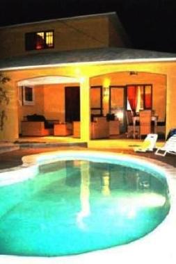 Holiday House in Tamarin (Black River) or holiday homes and vacation rentals