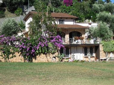 Holiday House in BOISSANO (Savona) or holiday homes and vacation rentals