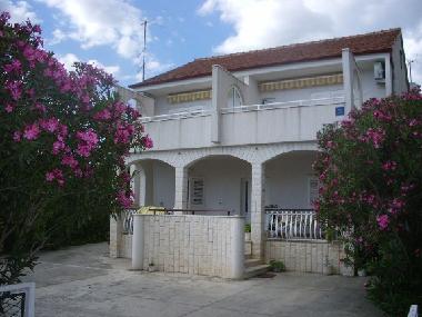 Holiday Apartment in Brodarica, �ibenik (Sibensko-Kninska) or holiday homes and vacation rentals