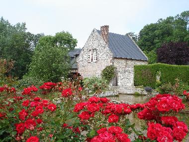 Holiday Apartment in veules les roses (Seine-Maritime) or holiday homes and vacation rentals