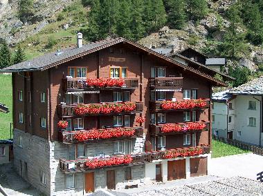 Holiday Apartment in Saas-Grund (Saastal) or holiday homes and vacation rentals