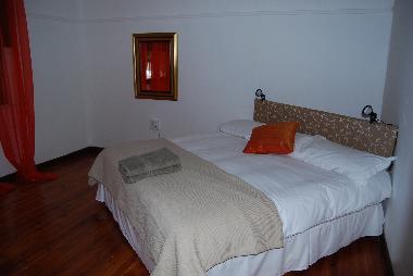 double room with king size bed
