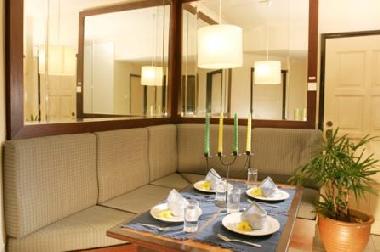 perdana beach - dining