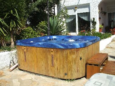 Holiday House in Alcossebre (Castell�n / Castell�) or holiday homes and vacation rentals