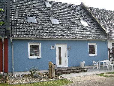 Holiday Apartment in Pruchten (Fischland-Dar-Zingst) or holiday homes and vacation rentals