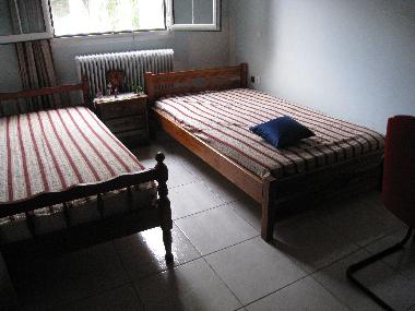 Sleeping room with singe beds