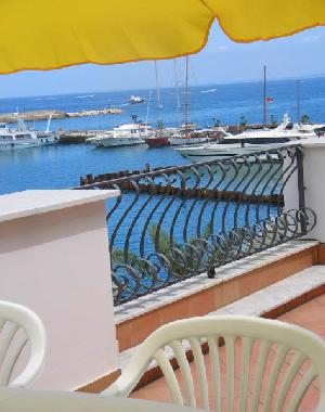 Holiday House in Casamicciola Terme (Napoli) or holiday homes and vacation rentals