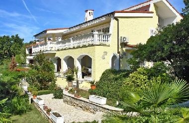 Villa in Kostrena (Primorsko-Goranska) or holiday homes and vacation rentals