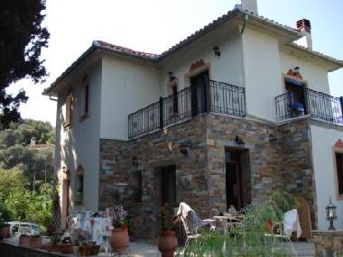 Holiday Apartment in Argalasti (Magnisia) or holiday homes and vacation rentals