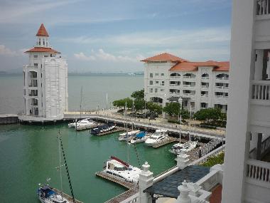 Holiday Apartment in Tanjung Tokong (Pulau Pinang) or holiday homes and vacation rentals