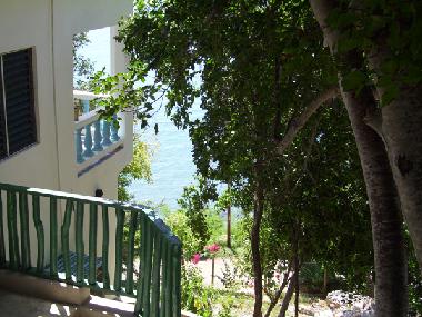 Holiday House in Treasure Beach (Saint Elizabeth) or holiday homes and vacation rentals