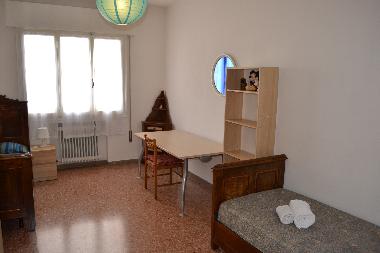 Galileo bedroom