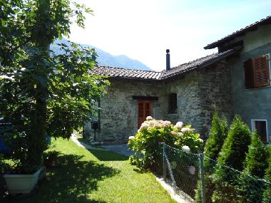 Holiday House in Roveredo (Bellinzona) or holiday homes and vacation rentals