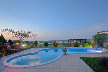 Holiday House in Somova (Tulcea) or holiday homes and vacation rentals