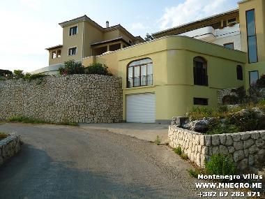 Villa in Budva (Montenegro) or holiday homes and vacation rentals