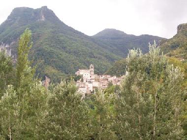 Holiday House in Monzone (Massa-Carrara) or holiday homes and vacation rentals