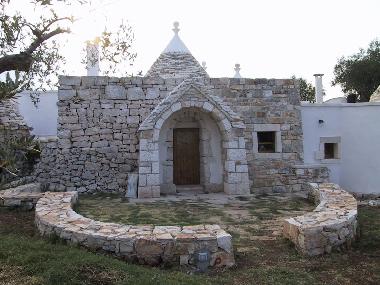 Trullo Camino external sight