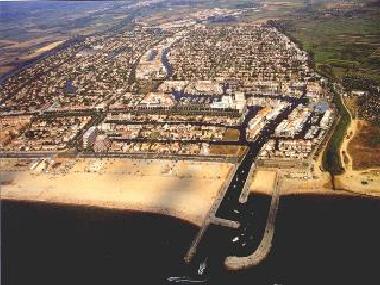 Holiday House in Ampuriabrava (Girona) or holiday homes and vacation rentals