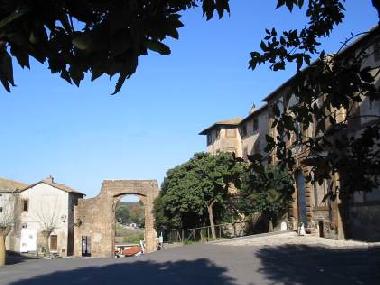 The village: Giulianello