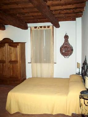 Torre Del Fondo agriturismo: holidays apartments. LOW PRICE