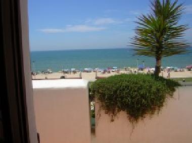 see wiew from balcony