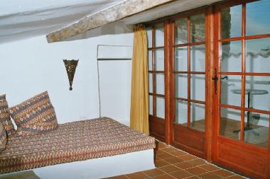 Terrace-Room