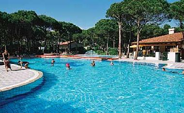 Chalet in Cavallino (Venezia) or holiday homes and vacation rentals