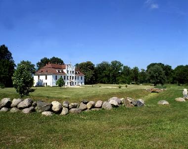 Holiday Apartment in Satow (Mecklenburgische Ostseekste) or holiday homes and vacation rentals