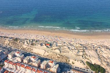 Holiday Apartment in Peniche (Oeste) or holiday homes and vacation rentals