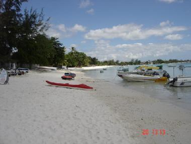 Holiday House in Mon Choisy (Pamplemousses) or holiday homes and vacation rentals