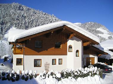 Holiday Apartment in Kleinarl (Pinzgau-Pongau) or holiday homes and vacation rentals