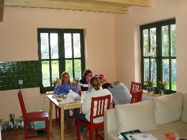 Kitchen breakfast area