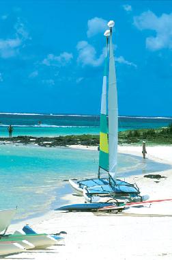 Mont Choisy Beach waiting for U