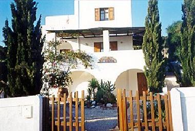 Holiday Apartment in Paros (Kyklades) or holiday homes and vacation rentals