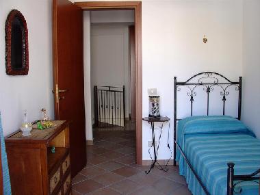 Single bedroom