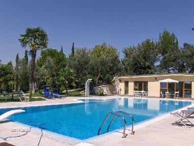 swimming pool and dependance