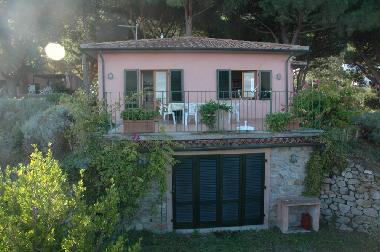 Holiday House in S. Andrea (Livorno) or holiday homes and vacation rentals